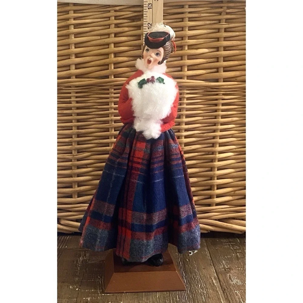 SIMPICH Muff Lady Character Doll 1985 VTG Original Christmas Caroler Series USA